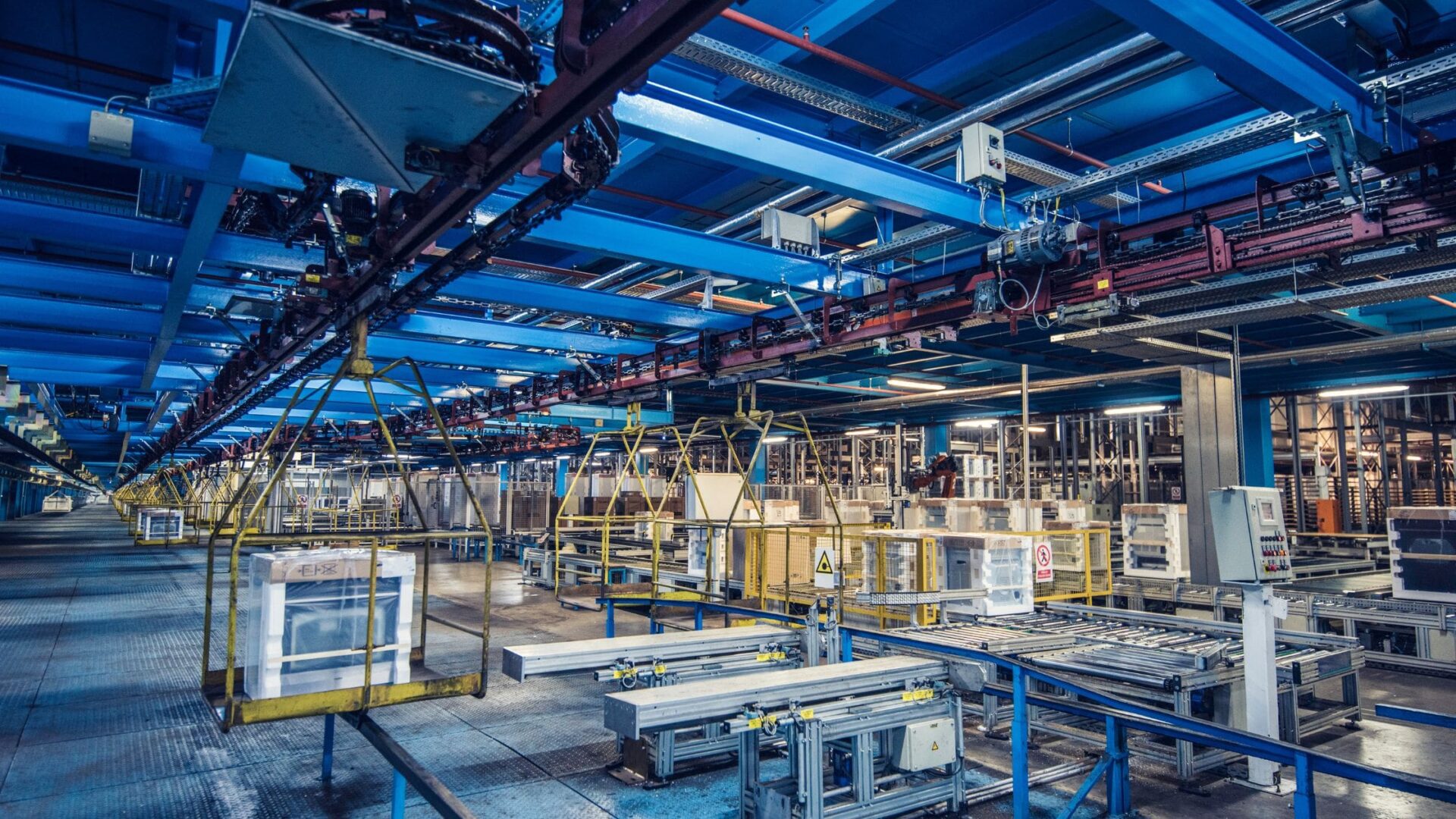 Why Are Businesses Re-evaluating China-Centric Supply Chains