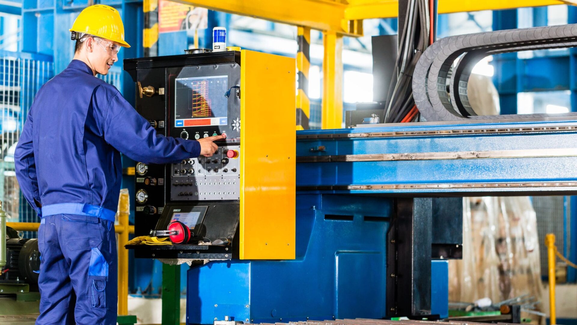 How to Conduct a Safety Audit in a Manufacturing Facility